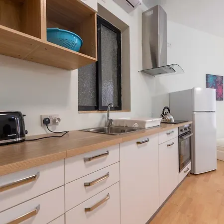 Prime Location Studio Daire Msida